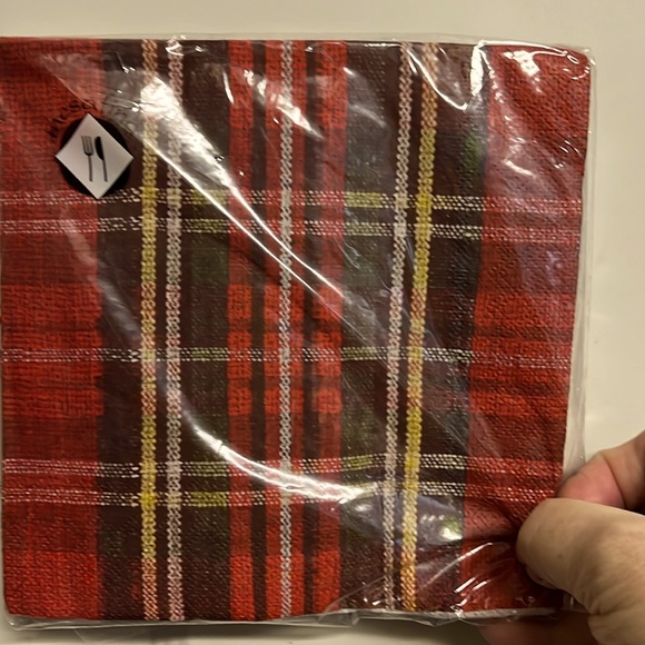 20 Luncheon napkins red tartan plaid Christmas holiday 13 inch - Picture 1 of 2